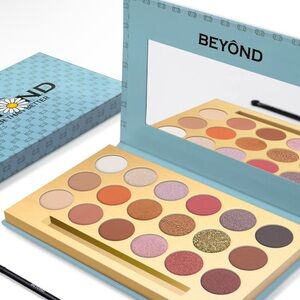 NIB - Beyond Elegant eyeshadow palette.
